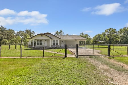 Hardin, TX 77575 Liberty County