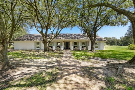 Anahuac, TX 77514 Chambers County
