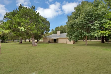 Blum, TX 76627 Hill County