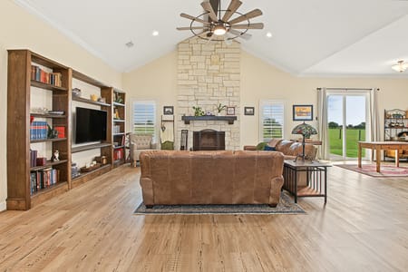 Navasota, TX 77868 Grimes County