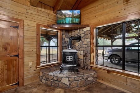 Colmesneil, TX 75938 Tyler County