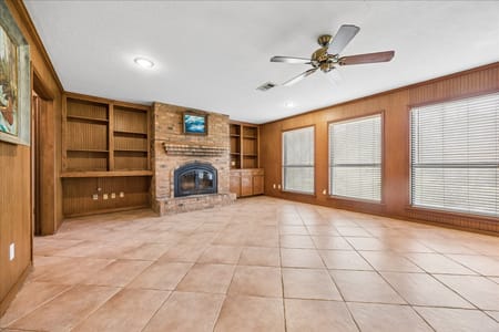 Bellville, TX 77418 Austin County
