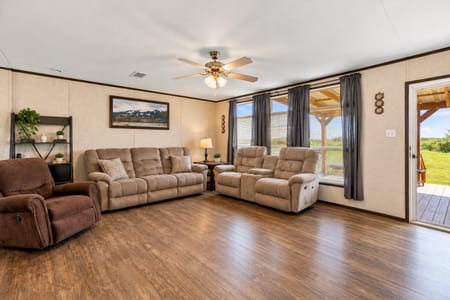 Hallettsville, TX 77964 Lavaca County