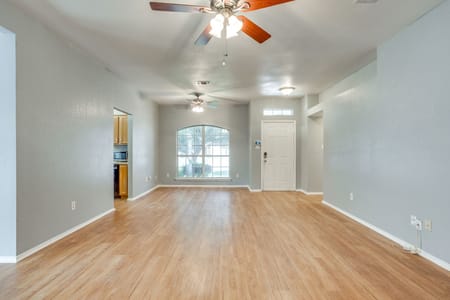 Arlington, TX 76001 Tarrant County