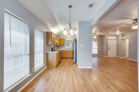 Arlington, TX 76001 Tarrant County