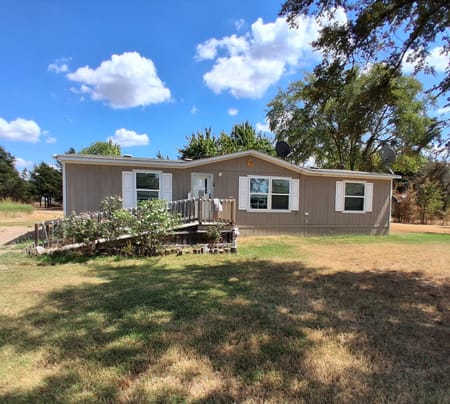 Ivanhoe, TX 75447 Fannin County