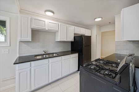 Arlington, TX 76010 Tarrant County