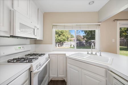 Arlington, TX 76015 Tarrant County