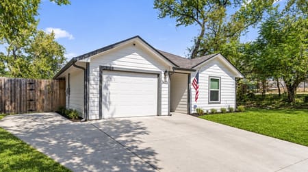 Fort Worth, TX 76105 Tarrant County