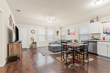 Fort Worth, TX 76105 Tarrant County
