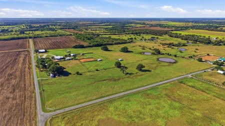 Collinsville, TX 76233 Grayson County