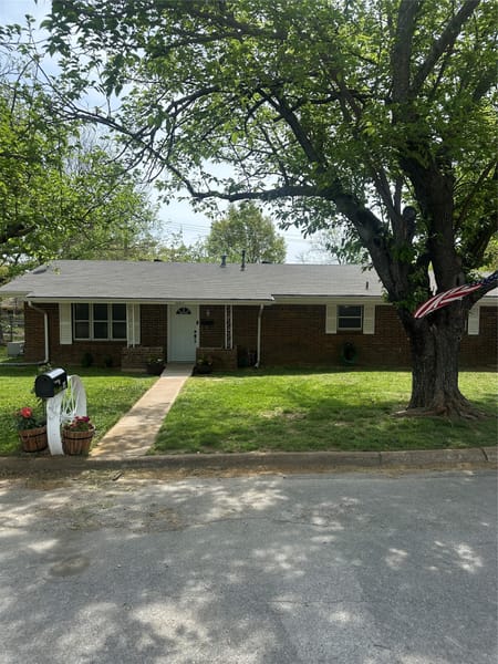 Bowie, TX 76230 Montague County