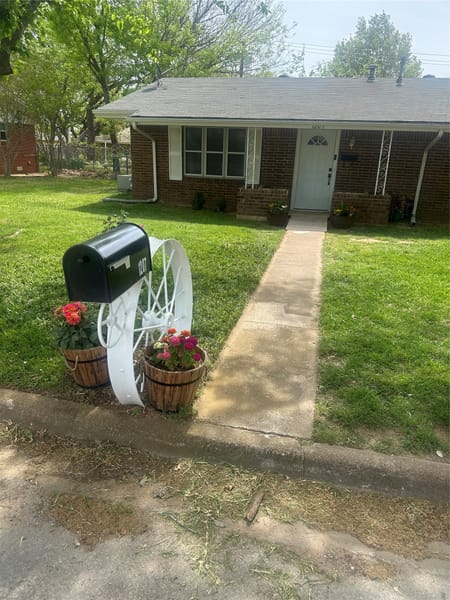 Bowie, TX 76230 Montague County