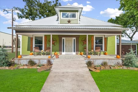 Blooming Grove, TX 76626 Navarro County