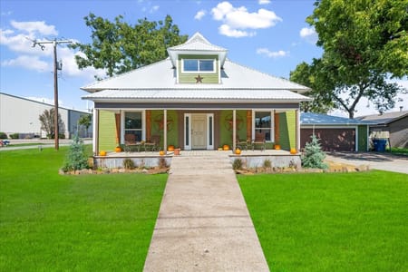Blooming Grove, TX 76626 Navarro County