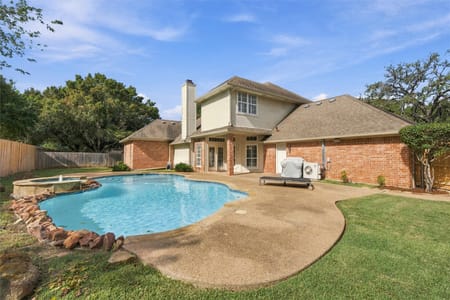 Woodway, TX 76712 McLennan County