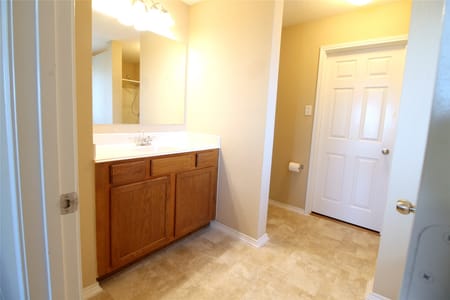 Fort Worth, TX 76262 Tarrant County
