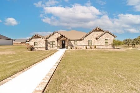 Bowie, TX 76230 Montague County