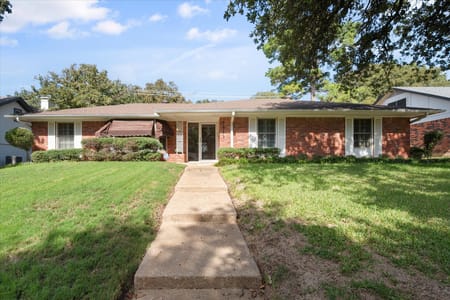 Fort Worth, TX 76112 Tarrant County