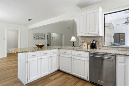 Fort Worth, TX 76103 Tarrant County