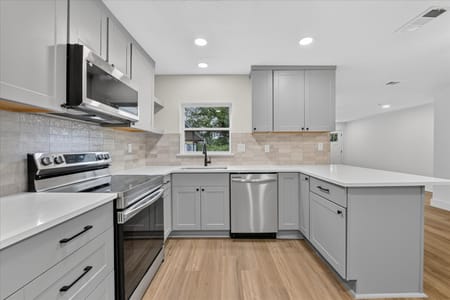 River Oaks, TX 76114 Tarrant County