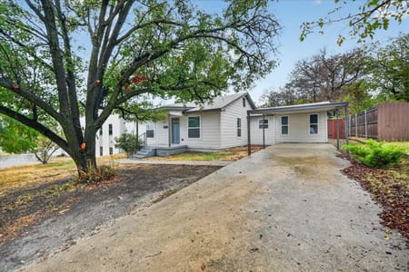 River Oaks, TX 76114 Tarrant County
