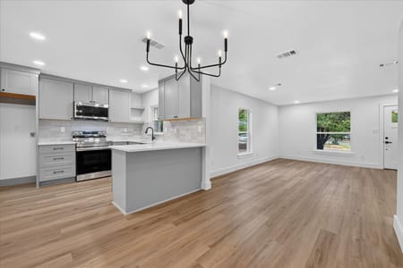 River Oaks, TX 76114 Tarrant County