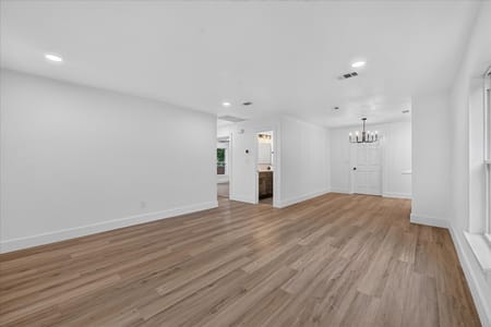 River Oaks, TX 76114 Tarrant County