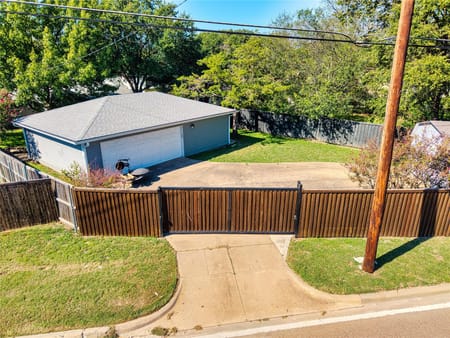Fort Worth, TX 76109 Tarrant County