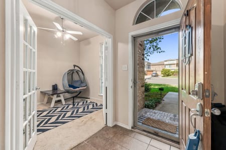 Grand Prairie, TX 75052 Tarrant County