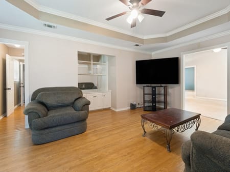 Bedford, TX 76021 Tarrant County