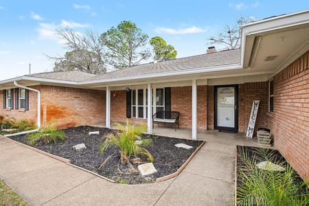 Pantego, TX 76013 Tarrant County