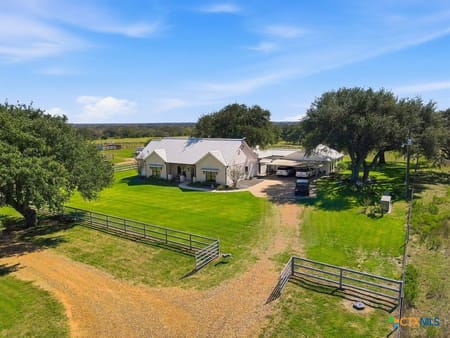 Yoakum, TX 77995 DeWitt County