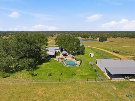Yoakum, TX 77995 DeWitt County