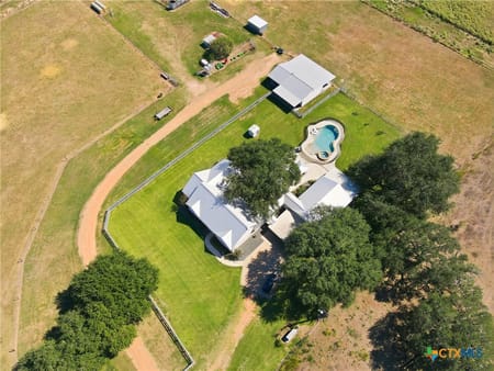 Yoakum, TX 77995 DeWitt County