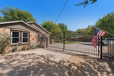 Grapevine, TX 76051 Tarrant County