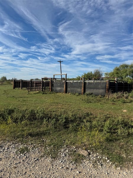 Henrietta, TX 76365 Clay County
