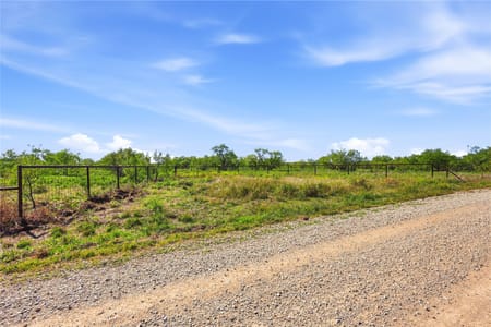 Henrietta, TX 76365 Clay County