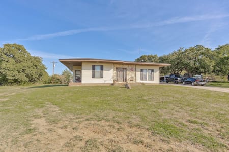 Bowie, TX 76230 Montague County