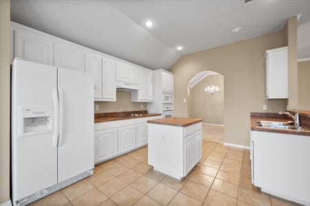 Arlington, TX 76001 Tarrant County