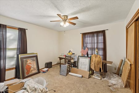 Bowie, TX 76230 Montague County