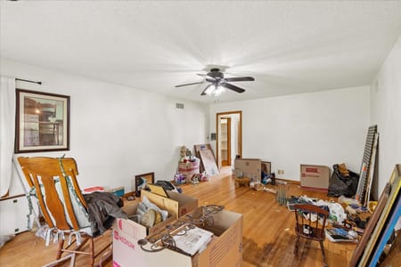 Bowie, TX 76230 Montague County