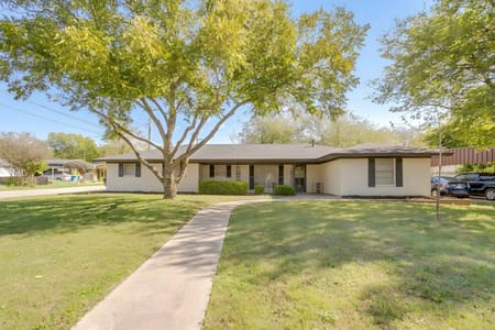 Alvarado, TX 76009 Johnson County