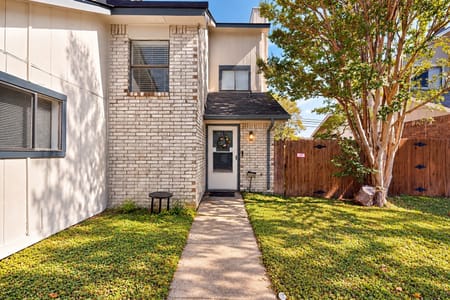 Grand Prairie, TX 75052 Dallas County