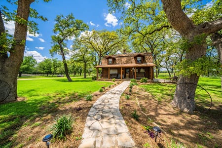 Fredericksburg, TX 78624 Gillespie County