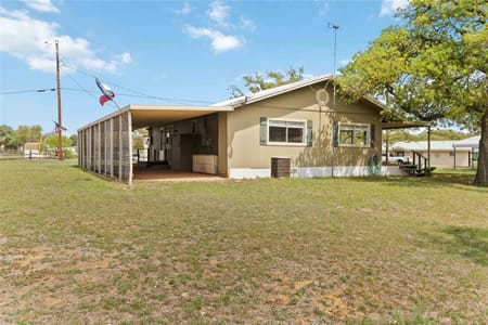 Tow, TX 78672 Llano County
