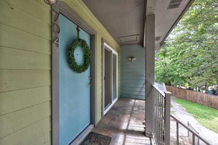 Austin, TX 78704 Travis County