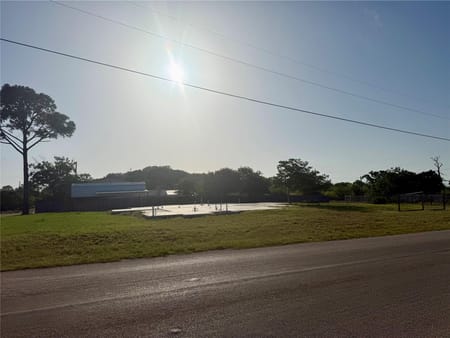 Tow, TX 78672 Llano County