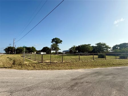 Tow, TX 78672 Llano County