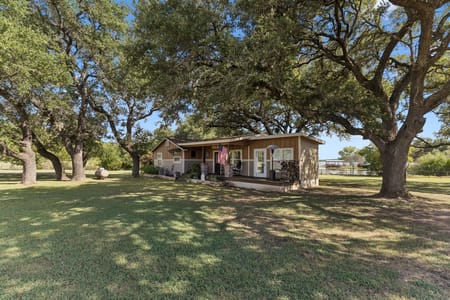 Tow, TX 78672 Llano County